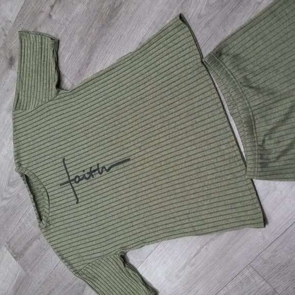 2pc Short Set - Picture 6 of 7